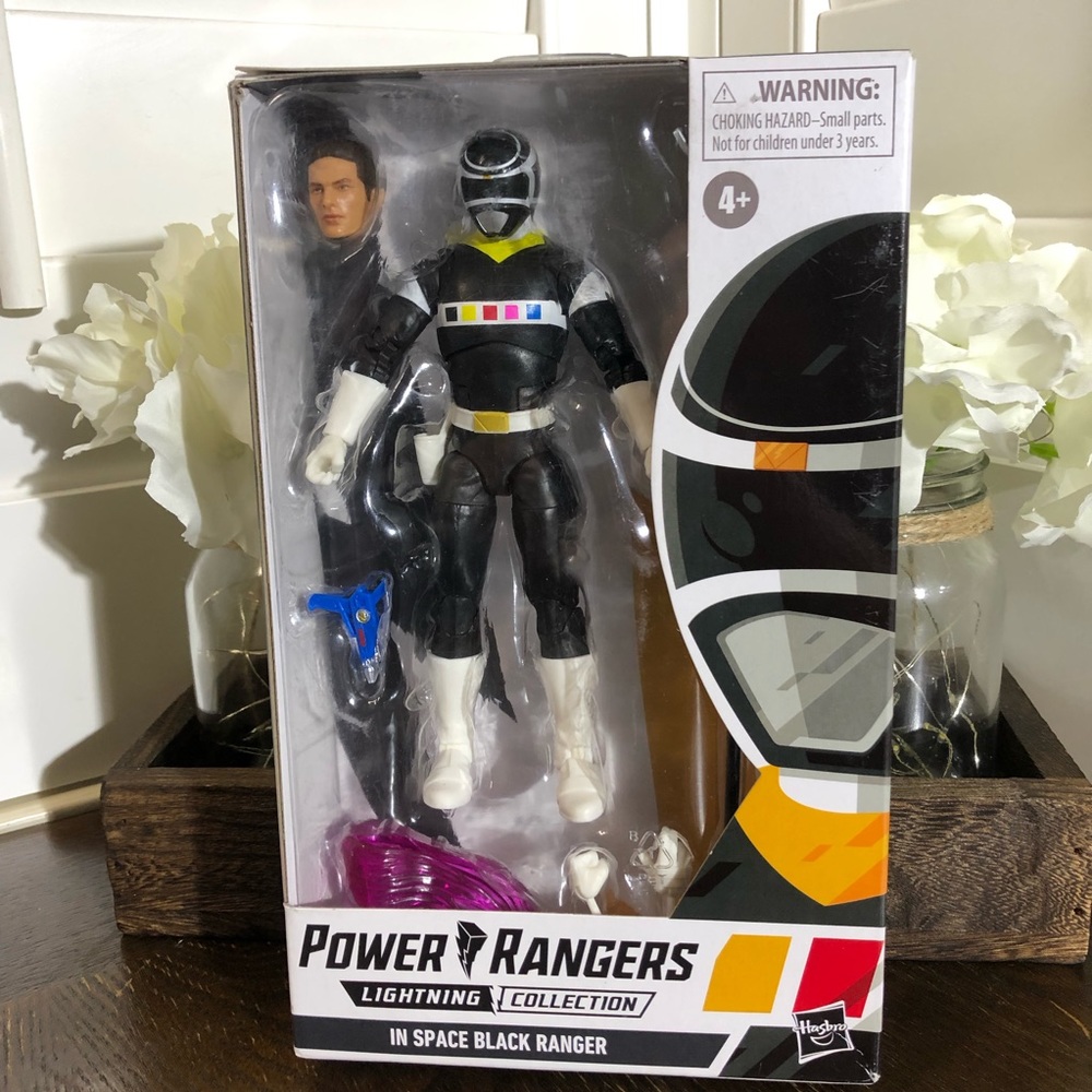 Power Rangers lightning collection black ranger